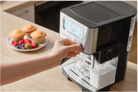 Ekspres kolbowy SENCOR SES 4090SS